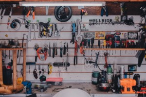 declutter garage